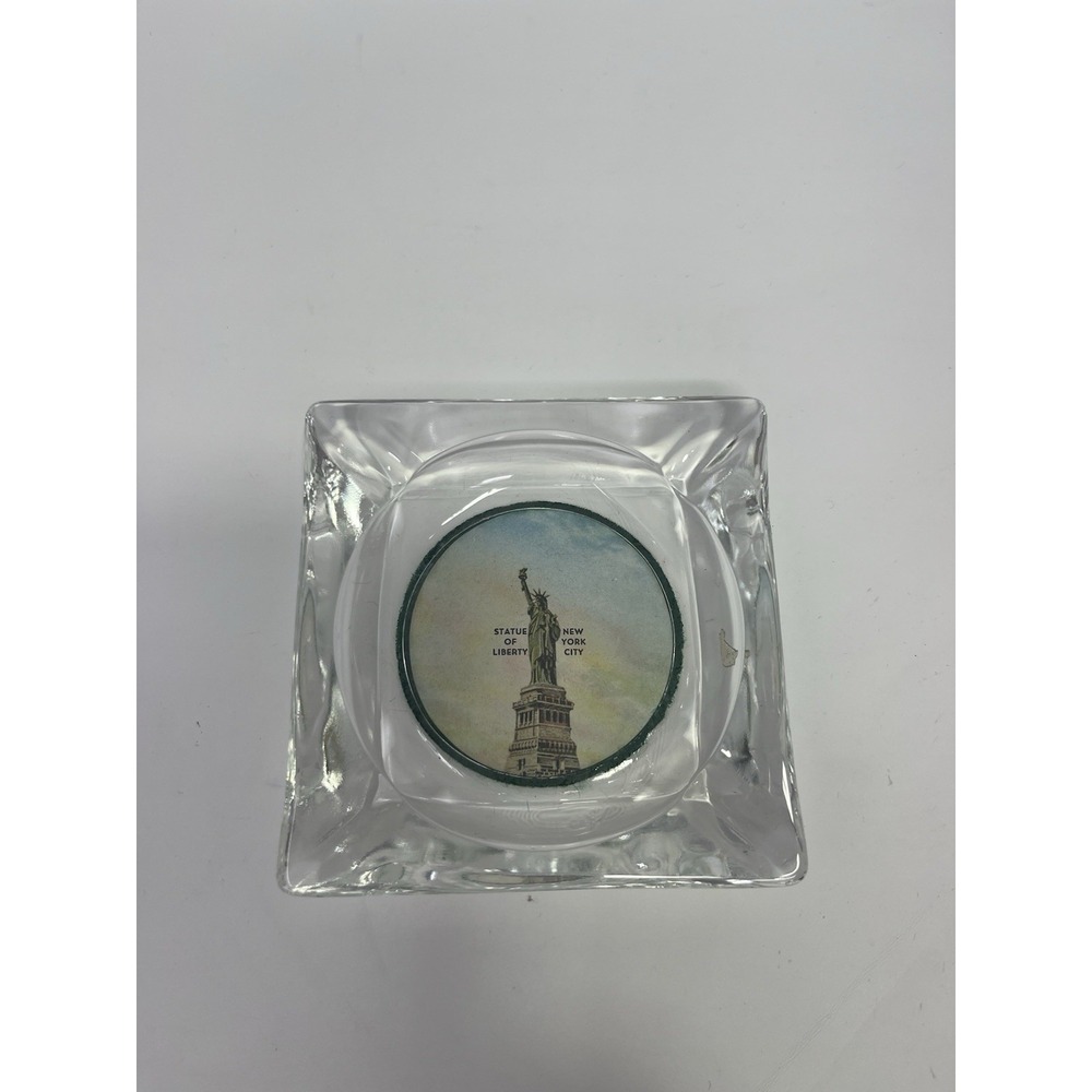 Glass Statue of Liberty New York City Souvenir Graphic Ashtray